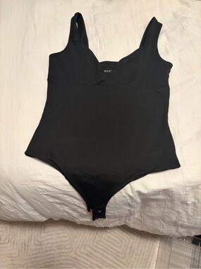 ReoRia Black Sculpting Sleeveless Bodysuit